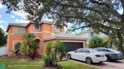 16150 28th Ct, Hollywood FL  33027-5210 exterior