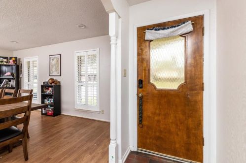 3621 Wayland Dr, Fort Worth TX  76133-3005 exterior