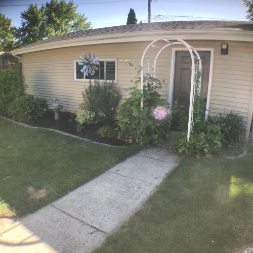 214 Brandt Pl, Hobart IN  46342-3422 exterior