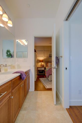 2864 Westport Cir, Valley Home CA  95361-8162 exterior