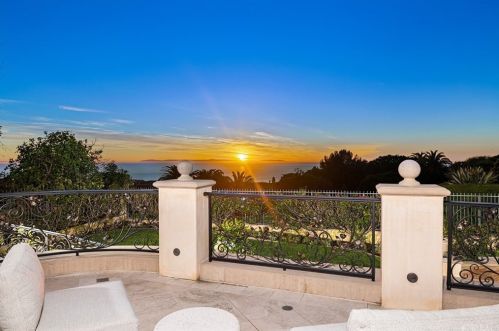 1 Island Vis, Newport Beach, CA 92657-1810