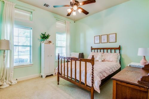 5512 Rosena Trl, Lewisville TX  75028-4328 exterior