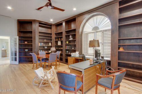 14461 15th Ave, Phoenix AZ  85023-5176 exterior