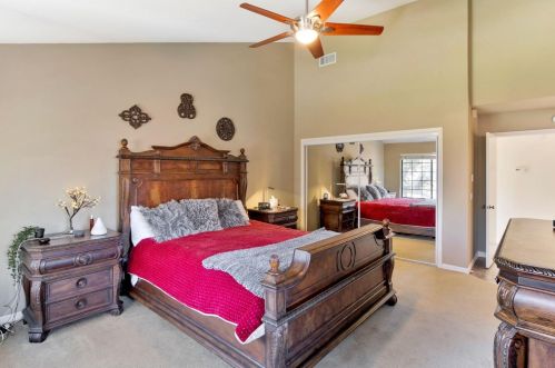 954 Cross St, Woodland CA  95695-4128 exterior