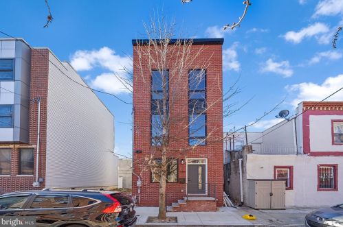 734 Dudley St, Philadelphia PA 19148-2340 exterior
