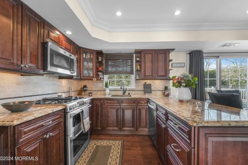 762 Adelphia Rd, East Freehold NJ 07728-8823 exterior