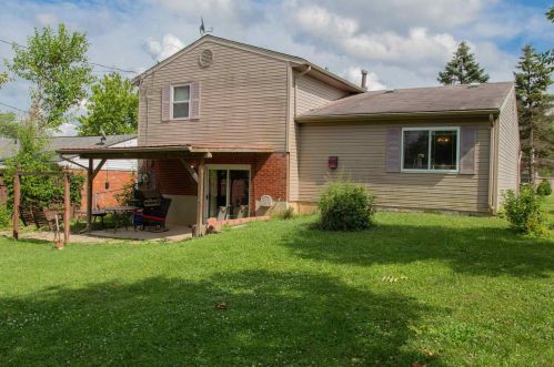 3810 Feather Ln, Covington, KY 41018-2765