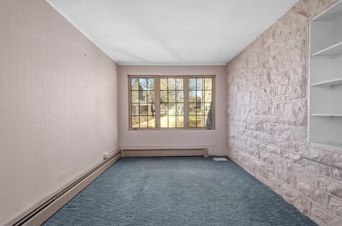 85 Inglewood Dr, Pittsburgh PA 15228-1555 exterior