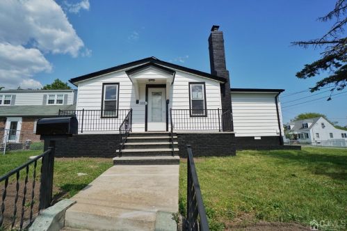 530 Crows Mill Rd, Perth Amboy, NJ 08863-2060