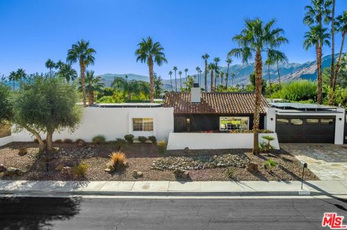 1055 Louise Dr, Palm Springs CA  92262-3241 exterior