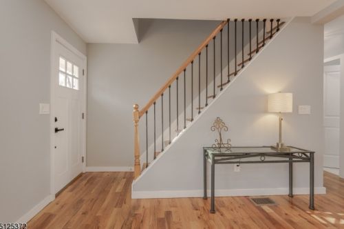 115 La Grande Ave, Fanwood NJ  07023-1556 exterior