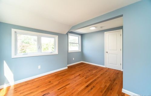27 Garrigus Ct, Waterbury CT  06716-3103 exterior