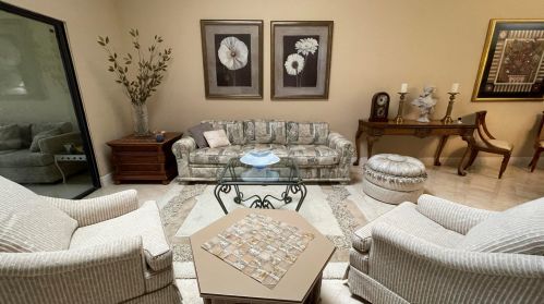 6165 Sunny Pointe Cir, Delray Beach FL  33484-2446 exterior