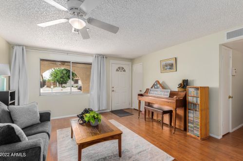 2527 61st Ave, Phoenix, AZ 85035-2807