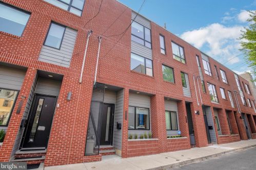 2229 Hope St, Philadelphia PA  19133-3722 exterior