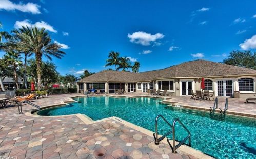 8207 Ibis Cove Cir, Naples, FL 34119-7722