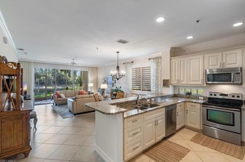 1015 Tarpon Cove Dr, Naples, FL 34110-3623