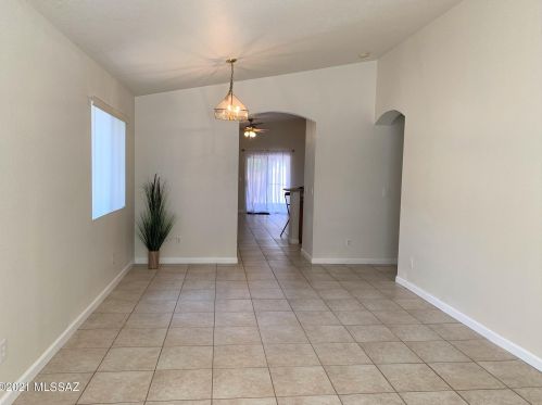 3679 Spirit Stealth Dr, Tucson, AZ 85730-1079