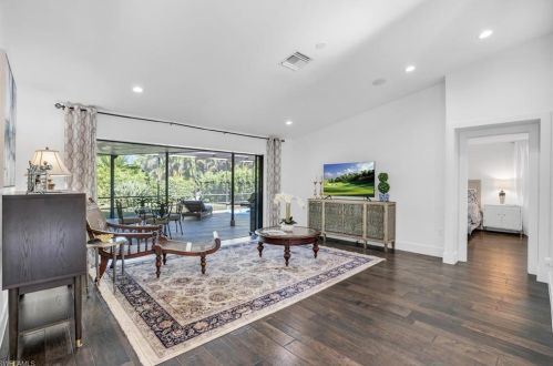 1905 Imperial Golf Course Blvd, Naples FL  34110-1007 exterior