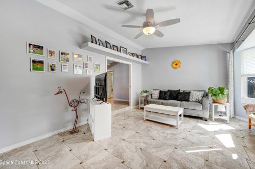 221 Degan Pl, Sebastian FL  32958-4509 exterior