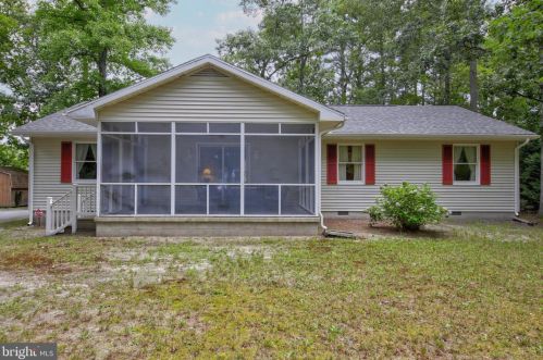 34304 Hide A Way Ct, Frankford, DE 19945-3123