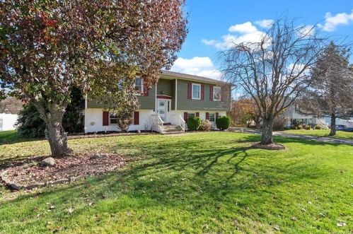 24 Somerset Dr, Washingtonville, NY 10992-1372