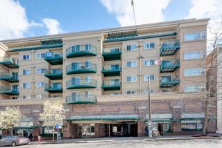 1618 Bellevue Ave, Seattle WA  98122-2015 exterior