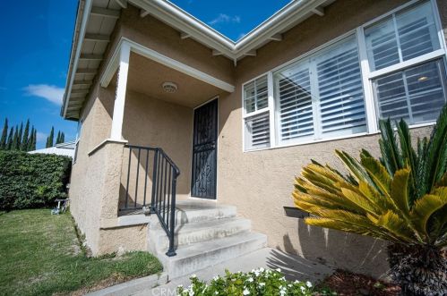 6053 Maris Ave, Pico Rivera, CA 90660-3212