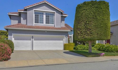 3269 Marina Dr, Marina, CA 93933-2250