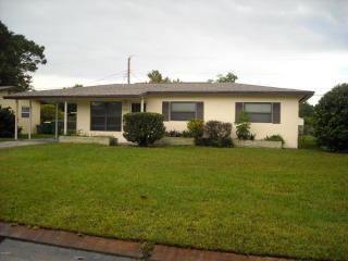 2426 Delaware Dr, Melbourne, FL 32935-2630