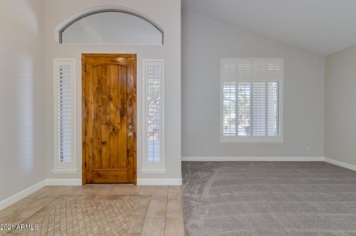 2119 Sailors Way, Gilbert, AZ 85295-5451