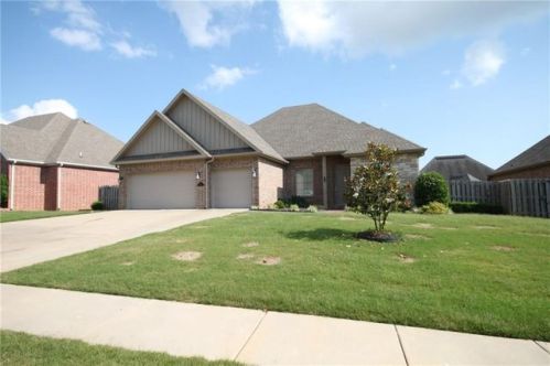 1540 Foxboro Ct, Bentonville, AR 72712-7836