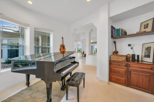 51464 Marbella Ct, La Quinta CA  92253-9056 exterior