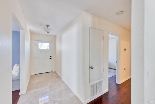 2355 Maria Luz Ct, Santa Rosa CA  95401-6432 exterior