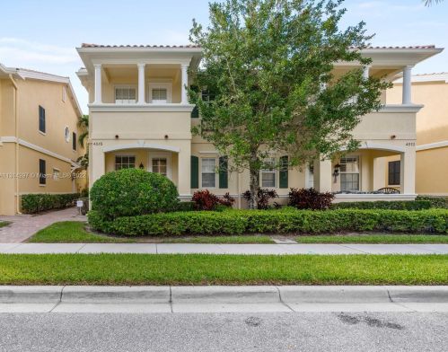 4515 Illicium Dr, West Palm Beach, FL 33418-6729