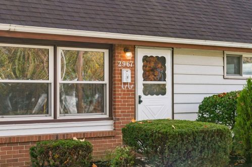 2967 Irwin Ave, Darbydale OH  43123-2309 exterior