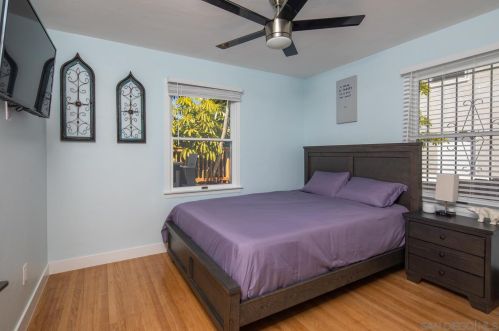 4134 Narragansett Ave, San Diego CA 92107-2619 exterior