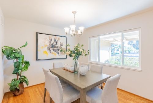 1069 Homestead Rd, Sunnyvale CA  94087-5156 exterior