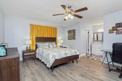 88 9th St, Shalimar FL  32579-1431 exterior