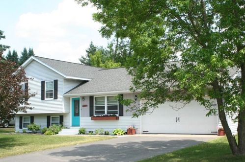 1301 Northridge Dr, Ladysmith, WI 54848-2802