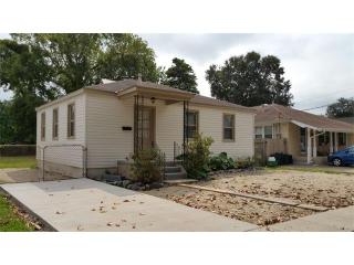 417 Thirba St, Metairie, LA 70003-6327