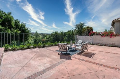 12 Dornoch Way, Trabuco Canyon CA  92679-4920 exterior
