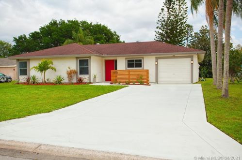 3033 Longleaf Ct, Fort Pierce, FL 34953-6345