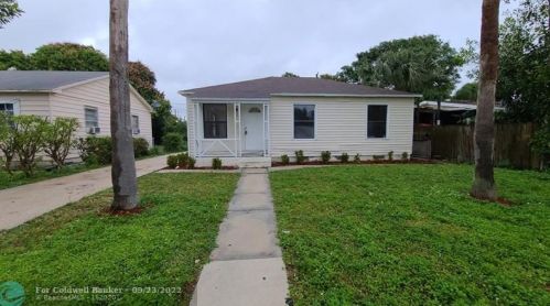 717 57th St, West Palm Beach FL  33407-2515 exterior