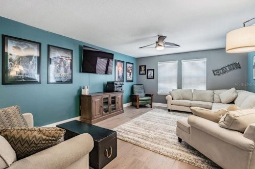 1606 Feather Grass Loop, Lutz FL  33558-2804 exterior