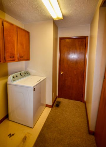 326 Blagrove St, Richwood OH  43344-1015 exterior