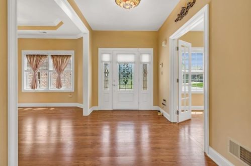81 Poplar St, Canonsburg, PA 15317-2257