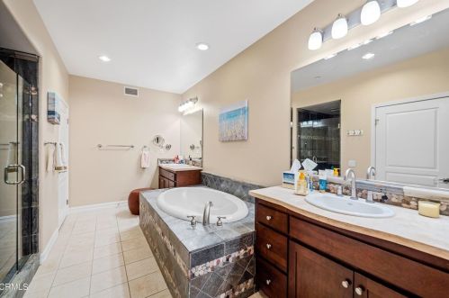 1583 Windshore Way, Oxnard CA  93035-1406 exterior