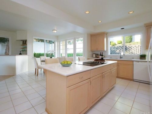 20 Via Malona, Rancho Palos Verdes CA  90275-4882 exterior