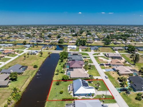 33 Bunker Cir, Placida FL  33947-2109 exterior